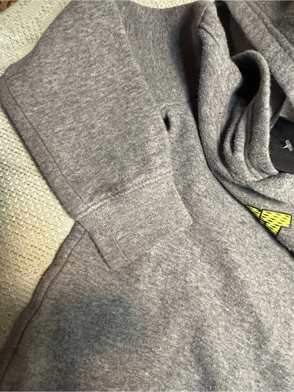 Nike Kids Gray Hoodie and Sweatpants Set with Yellow 'Just Do It' Text - Picture 5 of 7